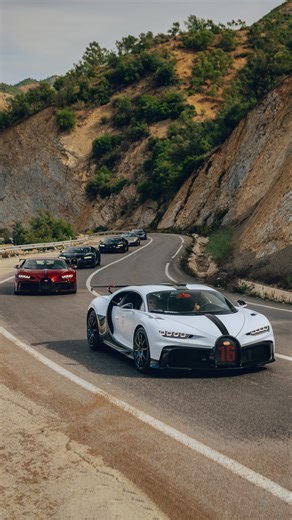 Gliding through Morocco’s magnificent landscapes – every BUGATTI driving experience is one of a kind. #BUGATTI #BUGATTIGrandTour #BUGATTIGrandTourMorocco @2fastforyou.it –� WLTP: bugatti.link/consumption | Bugatti
