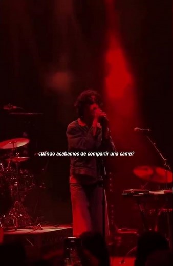 sombr - back to friends (Español + Lyrics) | video musical