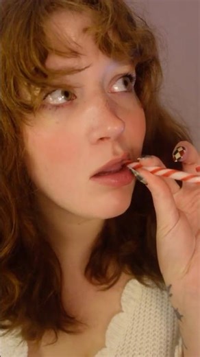 Christmas Candy Cane Eating 🎄🍬 Tingly Mouth Sounds ASMR #asmr #mukbang #visualtingle