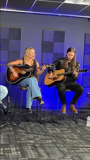Avery Anna 'Blood Runs Thicker' acoustic | Performance Studio
