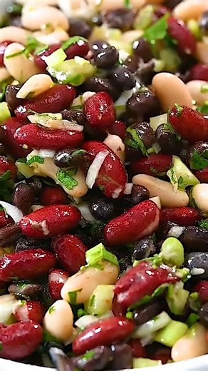 Crazy delicious and packed with plant-based protein! 🥗 #threebeansalad #easyrecipe #plantbasedprotein #healthyrecipe #eatmoreplants | Eat Something Vegan