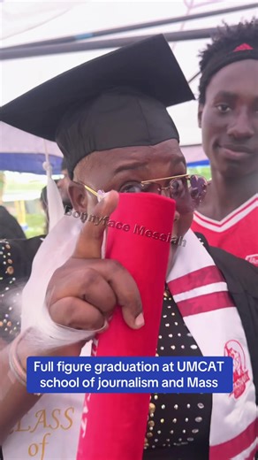 Full figure graduation at UMCAT school of journalism #bonnyfacemessiah #graduation #fullfigure