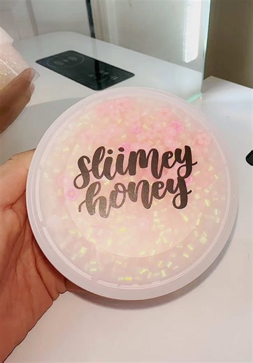 Welcome to Bearina ASMR. Bingsu slime the crunchiest slime I ever had #slimetok #slimeasmr #bingsuslime #crunchsounds