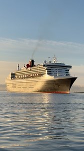 Queen Mary 2 (Cunard Line) Morning in Long Beach Harbor - February 2, 2026 #longbeach #cunard #queenmary2 #QM2 #queenmary #queenmarylongbeach | Ocean Liner Photography