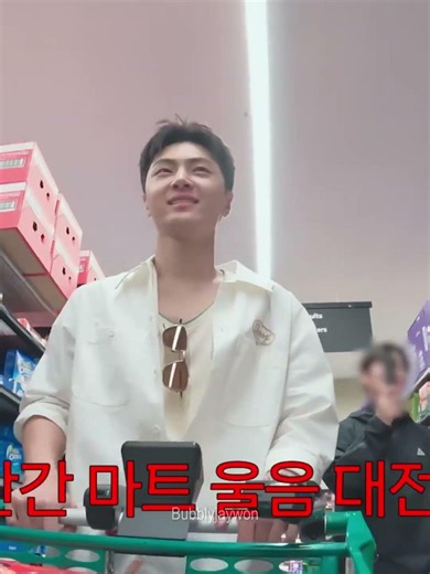 jay turned into a baby for a sec #enhypen #jungwon #jay #jaywon