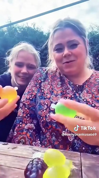 Hilarious Scare Pranks That Will Make You Laugh