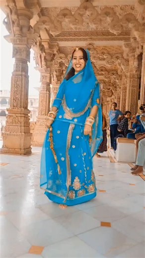 Trending song | @silaimantrawithgaytri @silaimantra #silaimantrawithgaytri #silaimantrafashion #silaimantra #trending #pallazo #jaipur | Silai Mantra