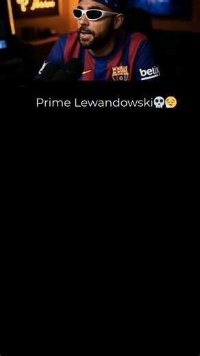 Russol Villa on Instagram: "Match: Bayern Munich vs VfL Wolfsburg Date: 22 September 2015 Competition: Bundesliga ⏱️ What happened • Lewandowski came on as a sub • Scored 5 goals between 51’–60’ • That’s one goal every ~108 seconds 🏆 Records set (all official) • Fastest 5 goals in Bundesliga history • Fastest hat-trick • Fastest 4 goals • Most goals by a substitute in one match Even Messi, Ronaldo, Prime R9 — no one has matched this exact feat. If you want, I can break down each goal, or compar