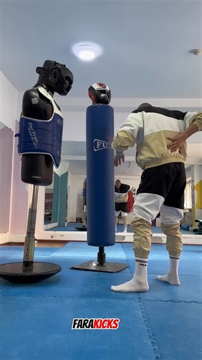 Selfdefense lesson #boxing #boxer #mma #fighter | Carlossanchezbox