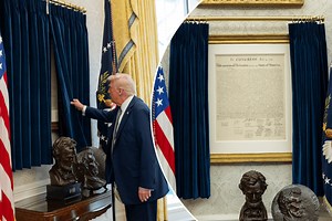 Trump proudly displays Declaration of Independence — but is it the original?