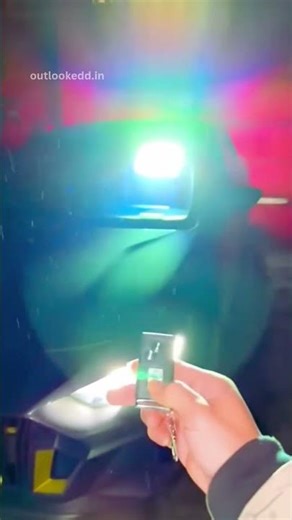 🚨 LED Car Emergency Dash Strobe Flash Light for Safety Rescue and Night Roadside Warning