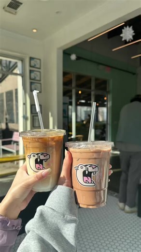 I recently went to @Perc Coffee in Atlanta! (TRUST! It’s actually in ATL) I definitely would recommend this place as a WFM/ Remote or even study space! The coffee was a good price, not to mention it was very yummy. I definitely would come again. 10/10 #coffee #atlanta #remotework #study #cafe