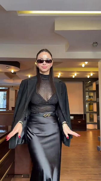 Siyah Etek Kombin Önerileri | Şık ve Güncel