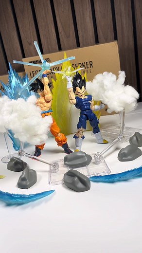 SHF Goku and Vegeta Collectibles Showcase