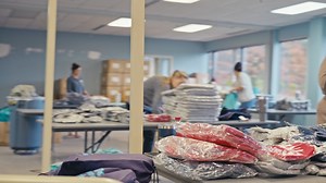 ❄️ We believe that nobody should have to suffer in the cold without winter essentials like hats, gloves, blankets, and scarves - so let's do something about it. 🧣 For the fifth year in a row, we brought our Stay Warm initiative back on an even bigger scale, donating over 7,000 bags containing winter essentials to local schools and non-profits to hand out across the state. 🤝 Let's take care of our own. | Service Credit Union