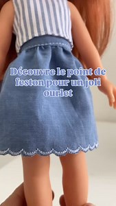 C’est un point que propose de nombreuses machines à coudre. As tu déjà essayé le point de feston ? Je l’ai utilisé pour une jupe de poupée, le résultat est juste sublime. La prochaine fois je le ferai sur un poignet de manche sur une blouse. J’imagine très bien le résultat! #pointdefestin #machineacoudre #pointfantaisie | PetitCitron