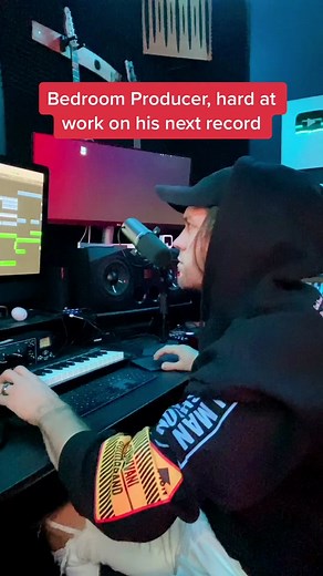 Finally someone’s got a little belief sheesh 🙏 #raptok #freestyle #freestylerap #nf #newmusic #music #acousticcovers #trending #viral #fyp #popmusic