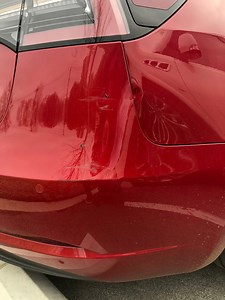 Rear Quarter Panel Damage Assessment