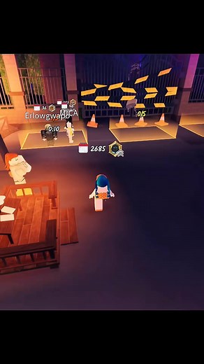 Day 1 of helping random players survive 99 nights in the forest 99 nights gameplay with randoms #robloxfyp #99nightsintheforest #fypシ | Braincell Lost