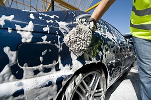 How to perform the perfect car wash at home!