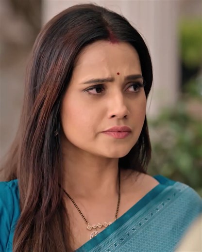 1.3M views · 10K reactions | Kya Dadaji ki baatein sunkar badh raha hai Raina ka gussa? Dekhiye #MainHoonSaathTere, har roz, 7:30 PM, sirf #ZeeTV par aur kahin bhi, kabhi bhi ZEE5 Shows par: https://www.zee5.com/tv-shows/details/main-hoon-saath-tere/0-6-4z5525025 #ZeeOnTheGo #PreetiChaudhary #MansiSrivastava #KaranSuchak | ZEE TV | Facebook