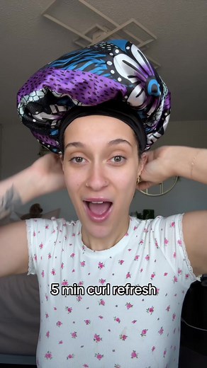 Quick 5 Minute Curly Hair Refresh Routine