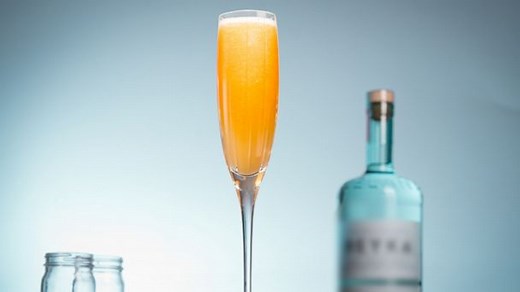Feeling peachy? Treat yourself to this ‘Sparkling Peach Mimosa’