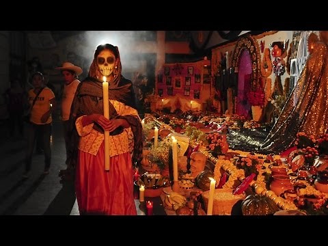 FIESTA TRADICION - DIA DE LOS MUERTOS EN OAXACA - THE DAY OF THE DEAD. PARTE 1