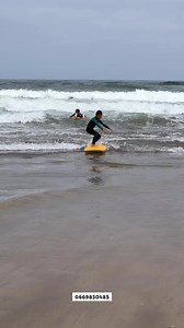 1.6K views | Kids Surf À nous le devoir de prendre soin de vos enfants. Il est apprendre à pratiquer le Surf avec des groupes collectifs ou bien particuliers à partir de l’âge de six ans. le groupe sont formées de cinq enfants maximum par moniteur, vos garantie de la rapidité comment ils vont apprendre à surfer - - - - - - -#surfkids #kidssurf #surfkids #surf @waves_school l | Waves School | Facebook