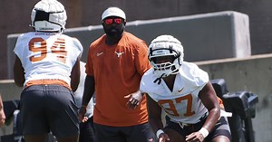 What a difference a year makes for Kenny Baker, Texas D-tackle room