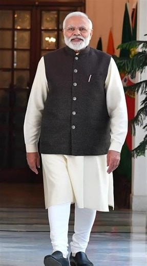 Modi ji New suits #modiji #modijifunnydubbing #modijifunnydubbing #funny #modijijokes #facts