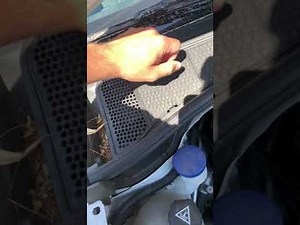 How to change the cabin filter on Citroen C4 Cactus