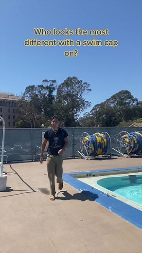 Are y’all a fan of Corban’s clear goggles?🤔 #ucsb #ucsbswimming #collegeswimming #d1