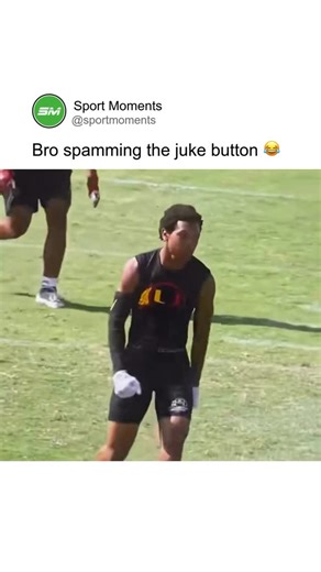 Sport Moments on Instagram: "Bro was spamming the juke button like it had unlimited cooldown. #football"