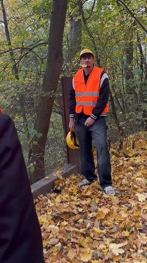 Máte doma malého (nebo klidně velkého) stavbyvedoucího? 👷Tak tohle je trefa do černého. Sáhněte po dárku, který nezůstane ležet v koutě. 🚜🎁✨ | RCprofi.cz