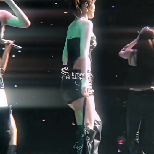 Chaewon Compact Bites: K-Pop Delight