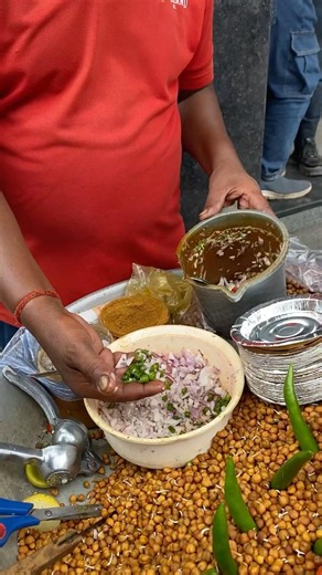 🇮🇳 They Turn Chickpeas Into Indian Street Snack🫘 Chana Chaat🥜 병아리콩을 이용한 인도 음식