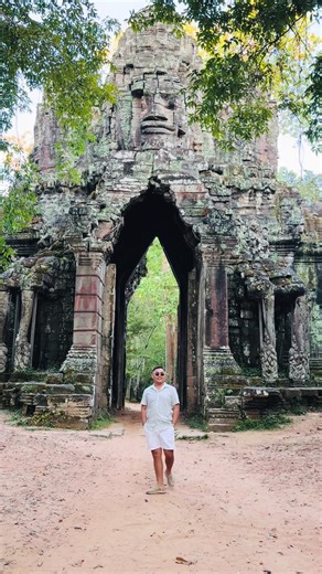 📍ក្លោងទ្វាខ្មោច | Ghost Gate ☘️🌿#angkorthomtemple #ក្លោងទ្វារខ្មោច #siemreapcambodia🇰🇭