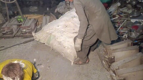 Innovative Process of Crafting Iron Utensils from Scrap Metal