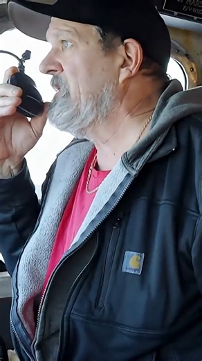 Captain Keith Colburn Passes Out From A STROKE! #DeadliestCatch | Discovery Channel Australia