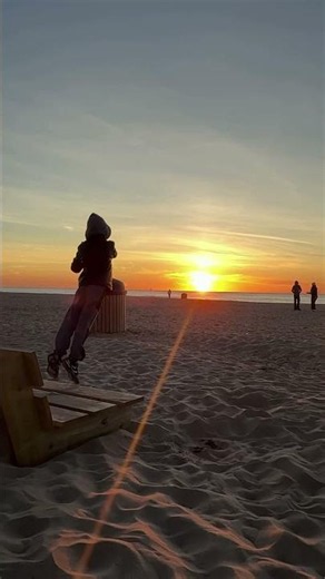 🌅 Ein wunderschöner Abend am Strand! #strand #meer #familie #denhaag