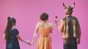 💖 Celebrate 75 years of captivating romance with Harlequin! Join "The People's Romance" campaign honoring devoted fans, visionary authors, and enchanting stories. ✨ #Harlequin #ThePeoplesRomance #books Read the note here: https://bit.ly/3KkhUtQ | Roastbrief