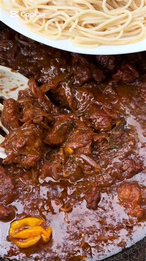 Spaghetti à la Sauce Tomate : Recettes Succulentes