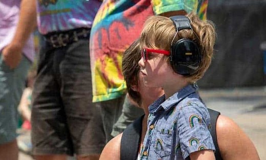 11 Best Noise-Canceling Earmuffs Reviewed and Rated 2026