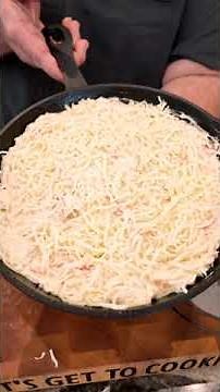 Cheesy Crab Rangoon Dip 😋