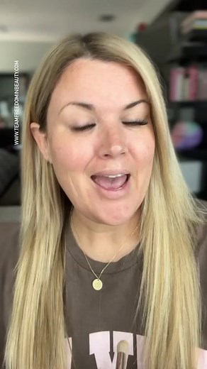 Contour Pop Bridge Color I like it. What do we think?? #MakeUpTips #MakeUpTutorial #CreamMakeup #oneCompactMakeUp #EasyMakeUp #MakeUpArtist #mua #maskcara