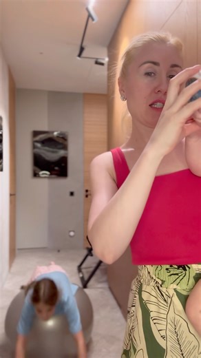 а как вы скрывали 2? #evaminuka #юмор #блогер #funny #minukashorts #comedy #топ