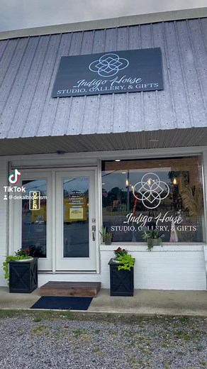 Indigo House is a unique gift store in Henagar, AL. The friendly staff, amazing gifts and absolutely stunning art makes this shop a must visit! An art studio is in the works and will be opening soon next door ✨ Don’t miss the Sand Mountain Potato Festival on July 4th at Henagar Park! 🇺🇸 #dekalbtourism #fyprofile #fyp #alabama #explore #fypage #travel #outdoors #nature #shoplocal #sandmountain Indigo House | Lookout Mountain Alabama