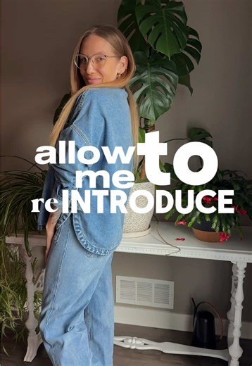 Allow me to reintroduce myself ✨ Same girl, different moods — always dressing for comfort, confidence, and whatever the day throws at me. From lived-in denim to statement layers, this is everyday style that actually works in real life. Sharing outfit inspo, wearable fashion, travel and UGC moments that feel effortless, fun, and very me. If you like relaxed fits, real bodies, and women supporting women … you’re in the right place 🤍 #u#ugccreatorw#wearablefashions#styleinspowomenowned #everydayst
