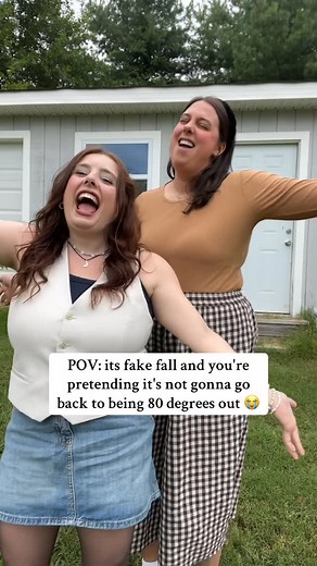 Amy Cimorelli on Instagram: "PRE SAVE IM SO BLUE NOW! Coming 8/22 🩵🎶"